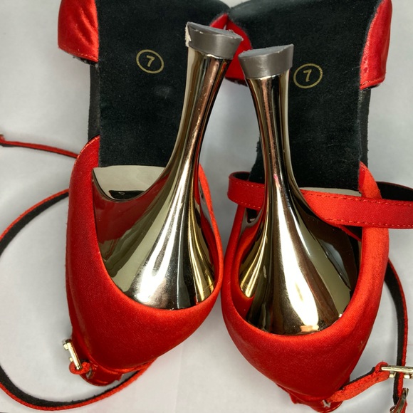 *SOLD ELSEWHERE* Red satin GFranco Latin dance shoes - Picture 10 of 10